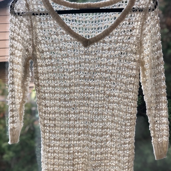 Revolution Ladies Small Cream sweater - Picture 3 of 4